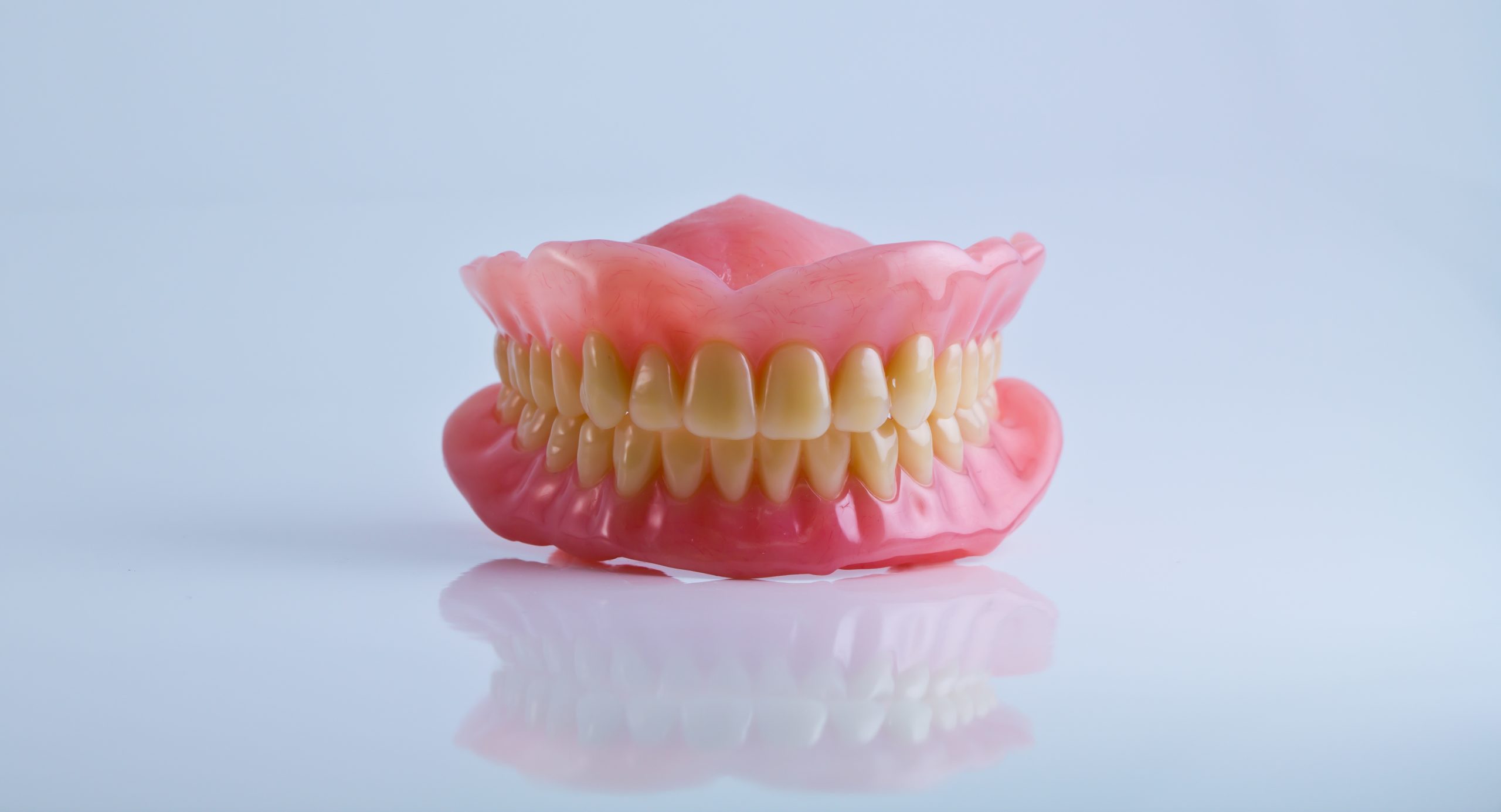 What Is the Difference Between Complete and Partial Dentures?